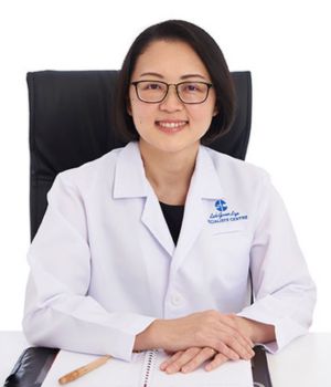 Dr Ho Chiak Vun, Ivy