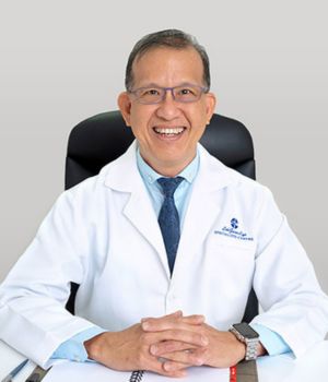Dr Kevin Hew Poh Wai