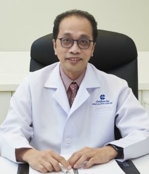 Dr Lau Ban Eng